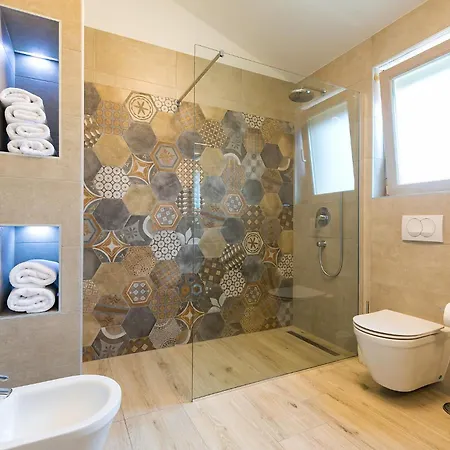 Villa Beautiful Keli With Pool In Vizinada *